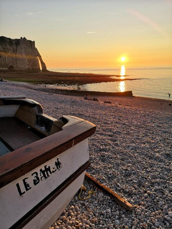 Les 4 Seasons, Agreable Gite Avec Terrasse Et Jardin La Croix Bigot Bagian luar foto
